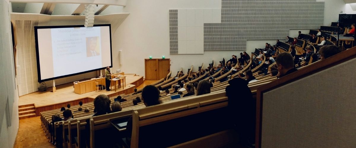 Uluslararası Denklik: Yurt Dışında Eğitim Alırken Nelere Dikkat Etmelisiniz?