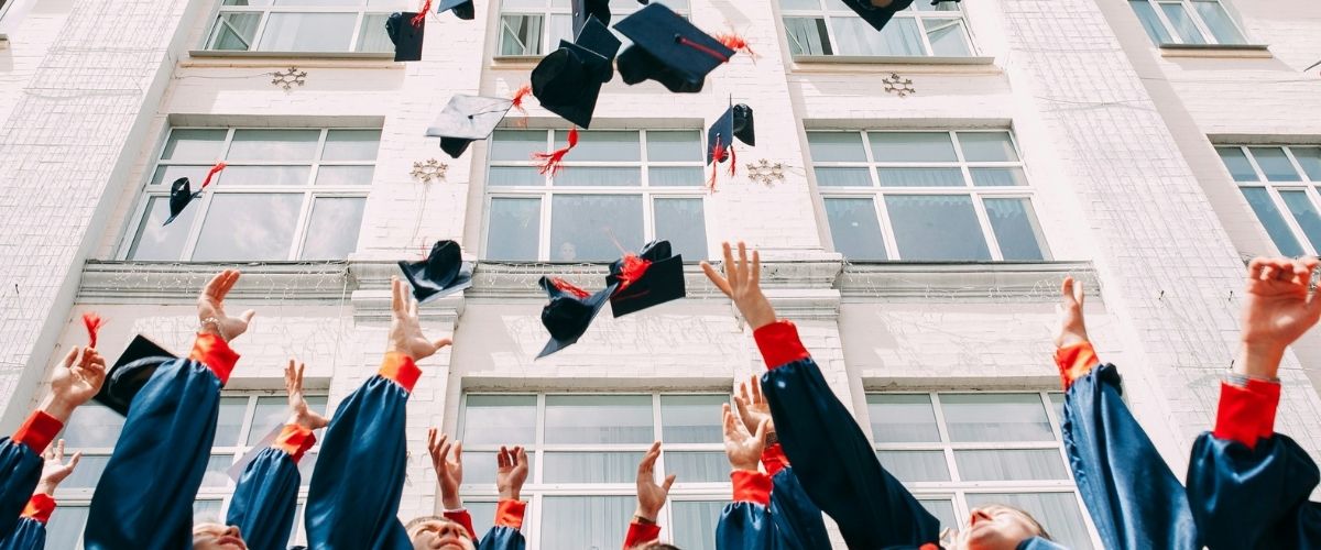 Yurt Dışı Hukuk Eğitimi: Kariyerinizde Fark Yaratın